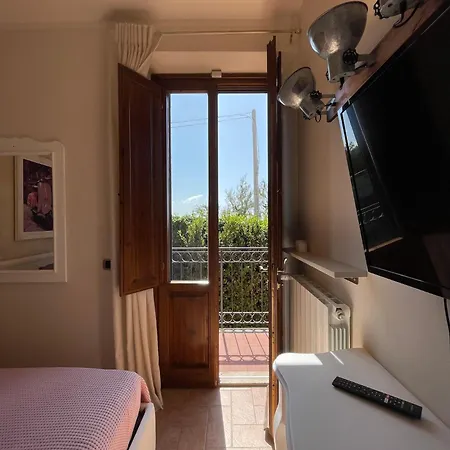 Sunset House شقة كاسْتيلونْشيلّو